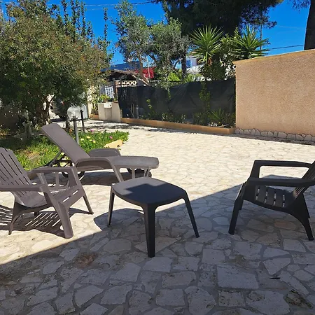 Casa Vacanze La Tramontana Torre San Gennaro Exterior photo